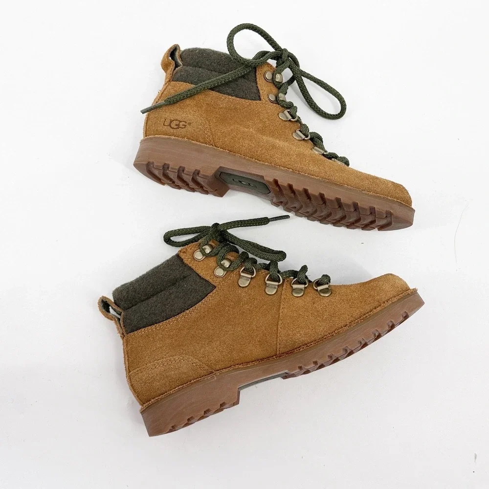 UGG Kids Barelo Suede Hiking Boots Chestnut Brown Olive Green Size 2 1001497